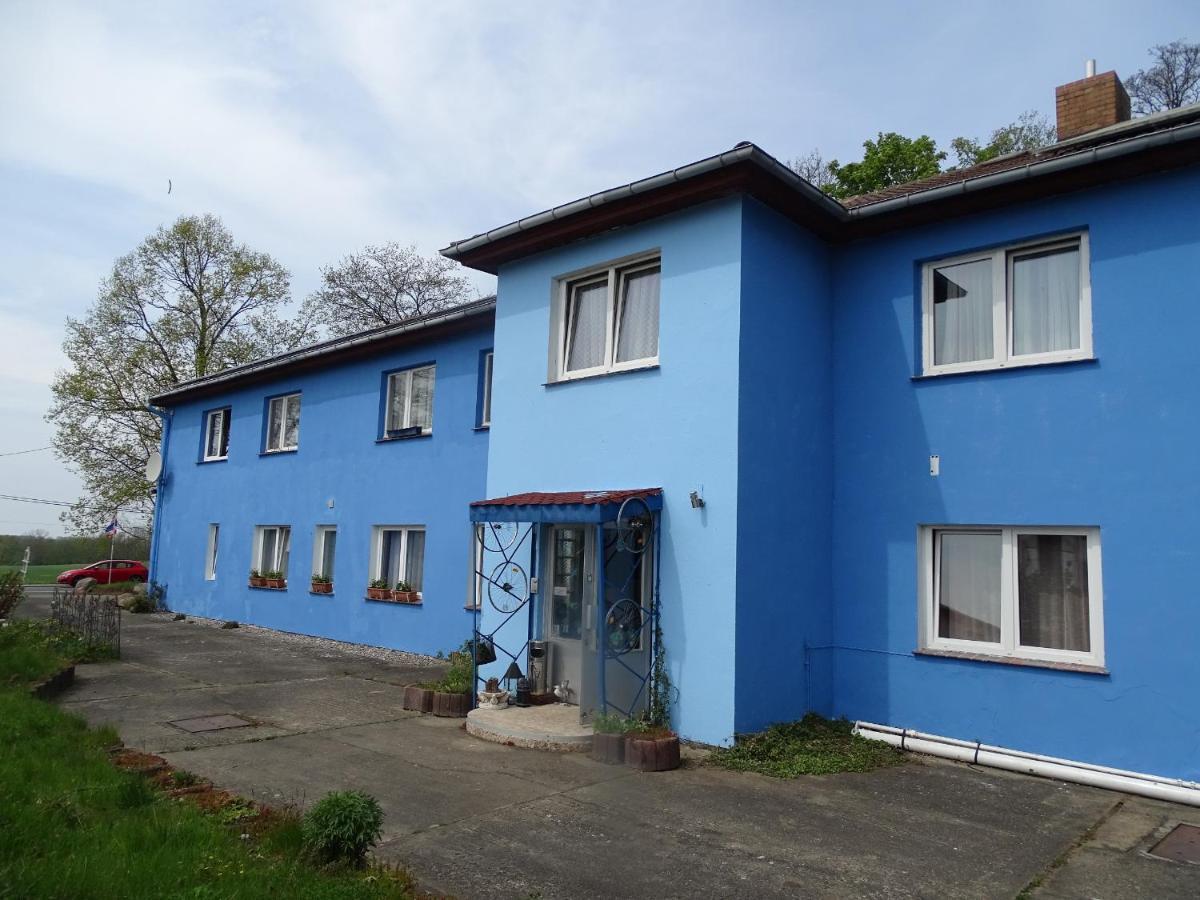 Gasthof Blaues Haus Hotel Bastorf Exterior foto